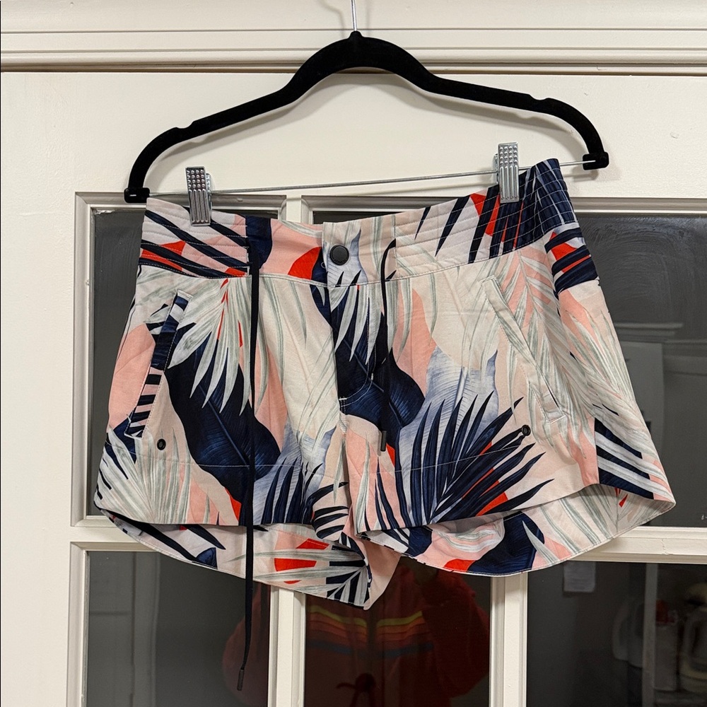 Athleta Women's Tropical Print Shorts - Navy and Coral